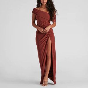 Windsor Kaleigh Off Shoulder Dress